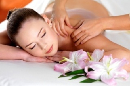 Zweedse massage in de buurt of omgeving van Aam